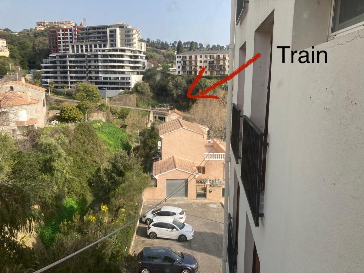 Location Chambre Avec Salle De Bain Et Partie Commune Sea View & Mountain View Renting 1 Of 3 Bedrooms With Shared Common Space 3 Bdrm Apt Not 1 Bdrm Plus Clime Ou Ac باستيا المظهر الخارجي الصورة