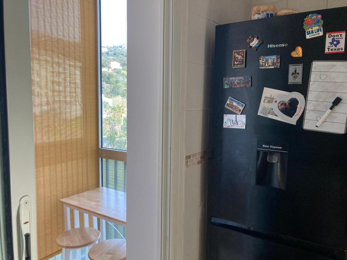 Location Chambre Avec Salle De Bain Et Partie Commune Sea View & Mountain View Renting 1 Of 3 Bedrooms With Shared Common Space 3 Bdrm Apt Not 1 Bdrm Plus Clime Ou Ac باستيا المظهر الخارجي الصورة